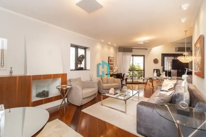 Apartamento 4 suites a venda no Itaim Bibi