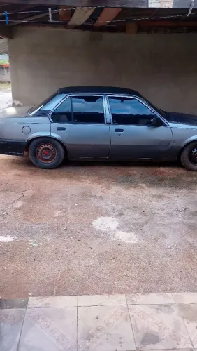 Chevrolet Monza GL 2.0 Efi/sl/l/650/club/barc.2e4p (álcool) 1996