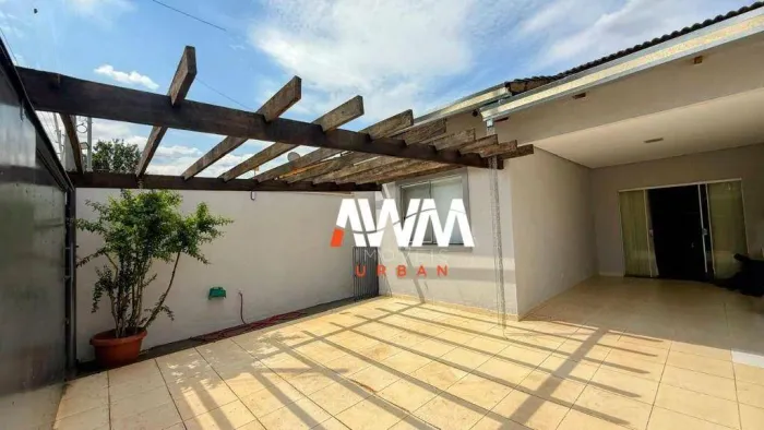 Casa com 3 quartos à venda, 180 m² por R$ 670.000 - Jardim Atlântico - Goiânia/GO