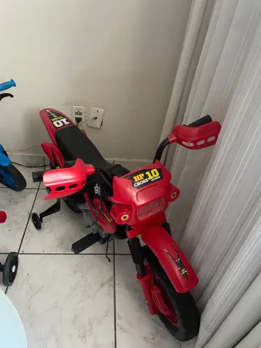 Moto elétrica infantil