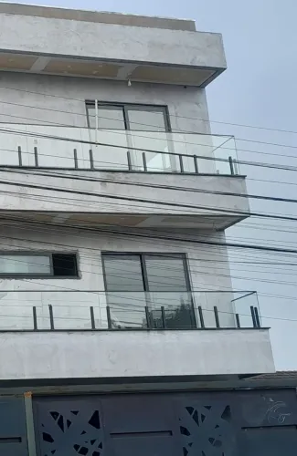 Esquadria de alumínio