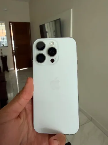 Vendo IPhone 16 pro 