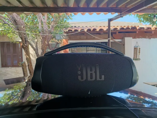 Jbl bomboox 3 caixa top muito alta qualidade