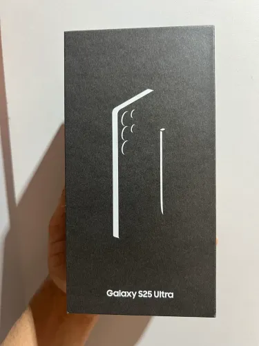 Vendo S25 ultra de 256GB novo lacrado 1 ano de garantia mais nota fiscal