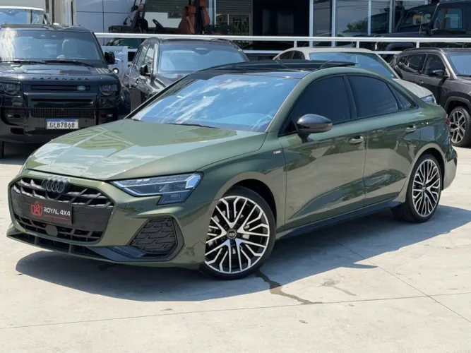 Audi A3 Sed. Perform. Black 2.0 TFSI S-tronic 2025