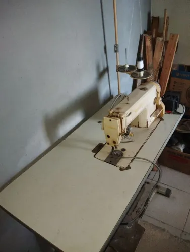 Máquina de costura