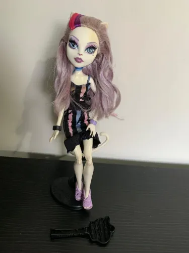 Boneca Monster High Catrine DeMew NewScaremester