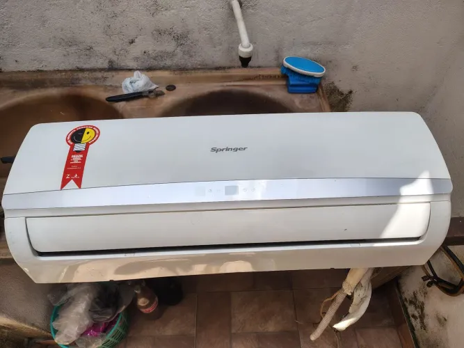Evaporadora 12.000 BTUs