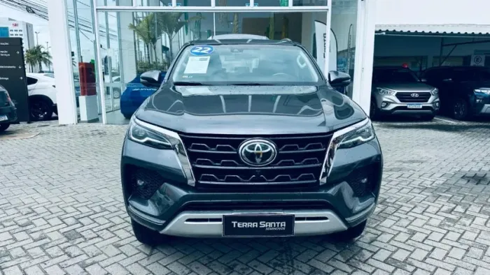 Toyota Hilux SW4 SRX 4X4 2.8 TDI 16V Dies. Aut. 2022