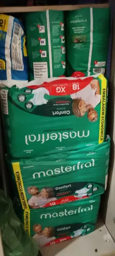 Vendo fraldas Geriátrica Tam G e xg