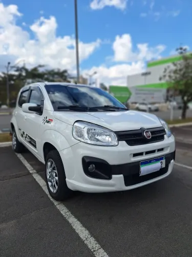 Fiat Uno Attractive 1.0 Flex 6V 5P 2017