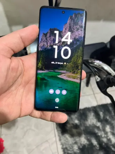 Celular Moto Edge 40 Neo 5G - 8GB/256GB