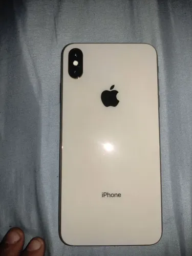 iPhone xsmax 64gigas 