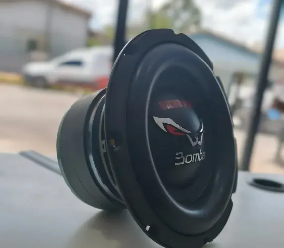 Bomber bicho papão 8 polegadas 600w RMS 4 ohms