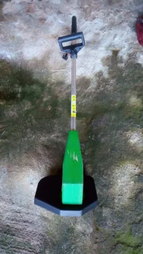 Roçadeira elétrica