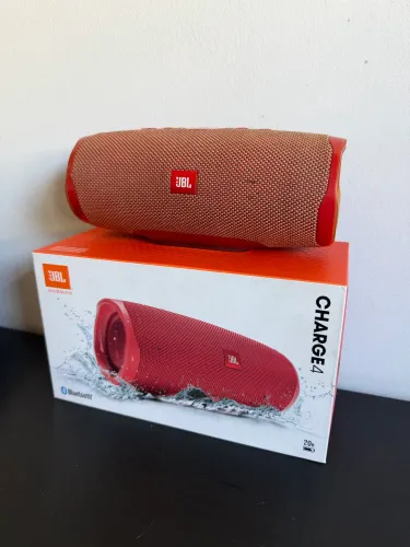 JBL Charge 4