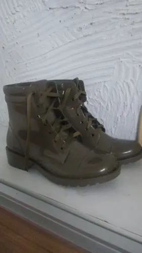 Bota petiejolie