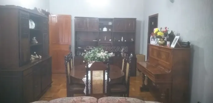 Venda de Casas / Padrão na cidade de Araraquara