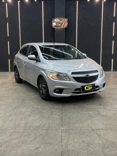 Chevrolet Onix JOY Hatch 1.0 8V Flex Mec. 4P 2018