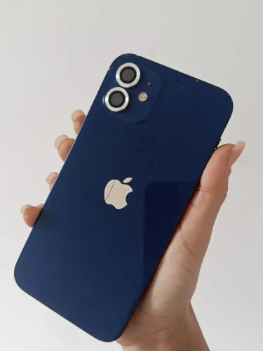 iPhone 12