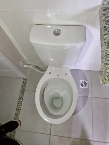 Vaso sanitário com caixa acoplada marca celite