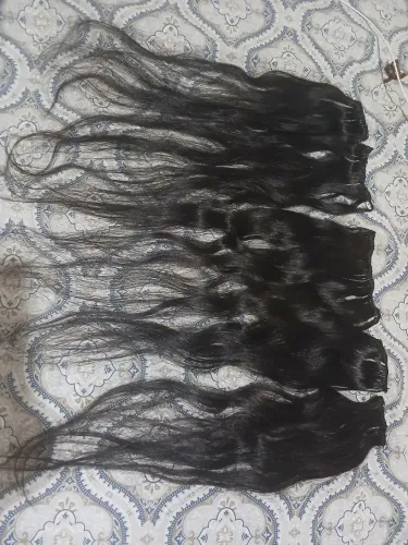 Mega hair cabelo 100% humano proto pra aplicar a tela ja esta feita, preto liso
