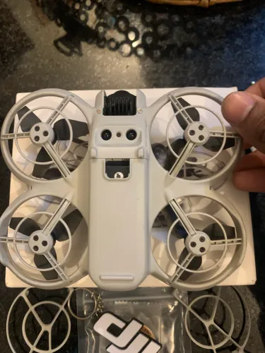 DJI neo peças , não funciona , placa ruim 
