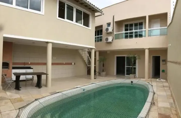 Casa Duplex de Alto Padrão - 280 m² - Próxima ao Maranguape Mall