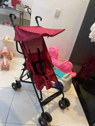 Carrinho bebe guarda chuva / umbrella
