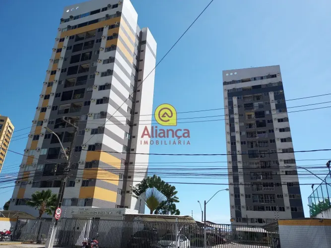 APARTAMENTO NA RIBEIRA