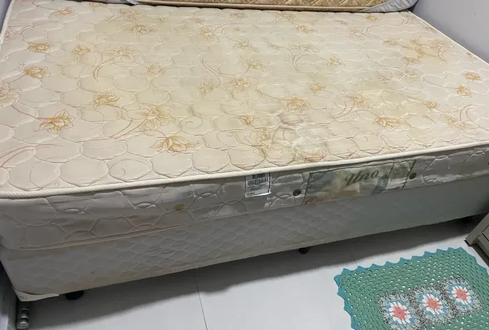 Vendo cama casal