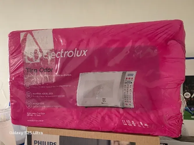 Micro-ondas Electrolux 20 litros MTO30, com função tira odor, Branco, 220V, Nota Fiscal