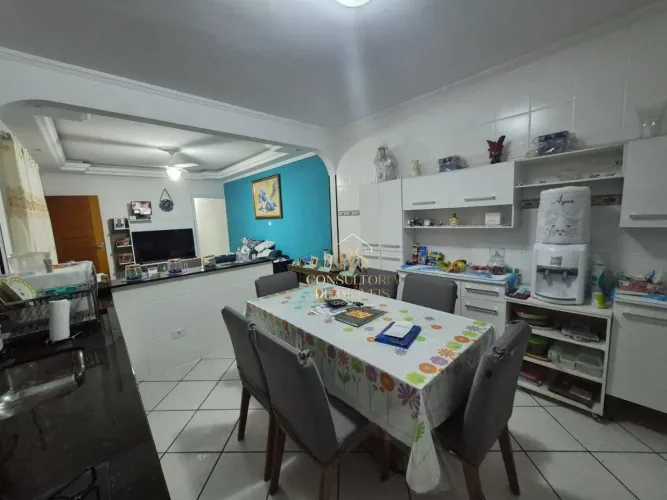 Casa com 3 dormitórios à venda, 250 m² por R$ 480.000,00 - Parque Maria Helena - Suzano/SP