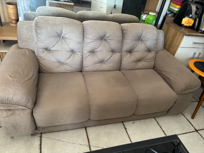 Sofá 3 lugares confortável