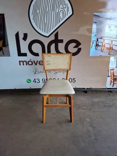 Cadeira Gafanhoto c/tela ( encomenda )