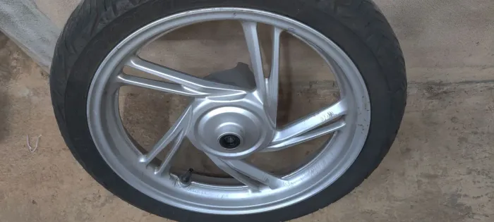 Roda dianteira Honda SH150