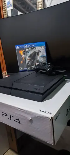Ps4 500gb +2 jogos