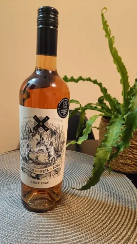 Vinho Cordero con Piel de Lobo Malbec Rosé 2025