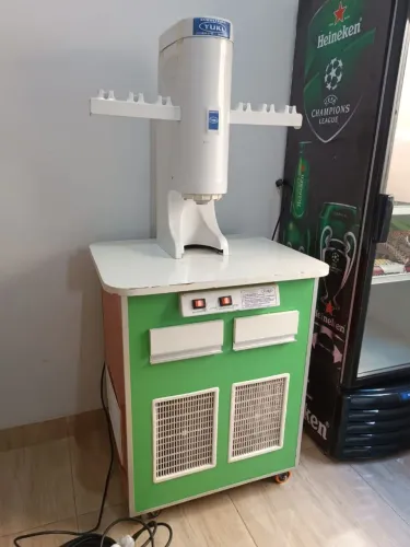 MÁQUINA DE SORVETE AMERICANO 