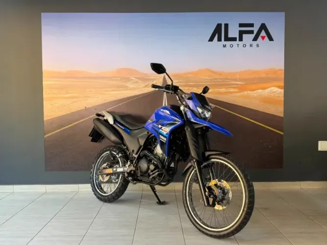 YAMAHA XTZ LANDER AZUL 2024