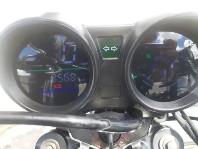 Moto fan muito comservada