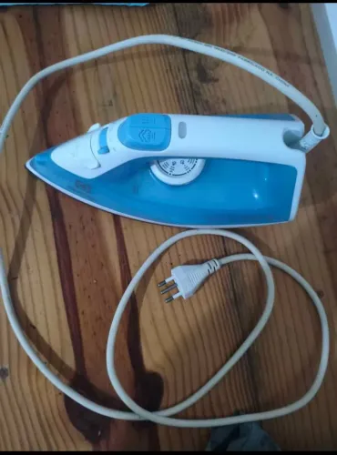 Ferro de Passar Roupa Electrolux Azul