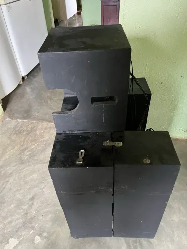 Vende-se mini paredão de som
