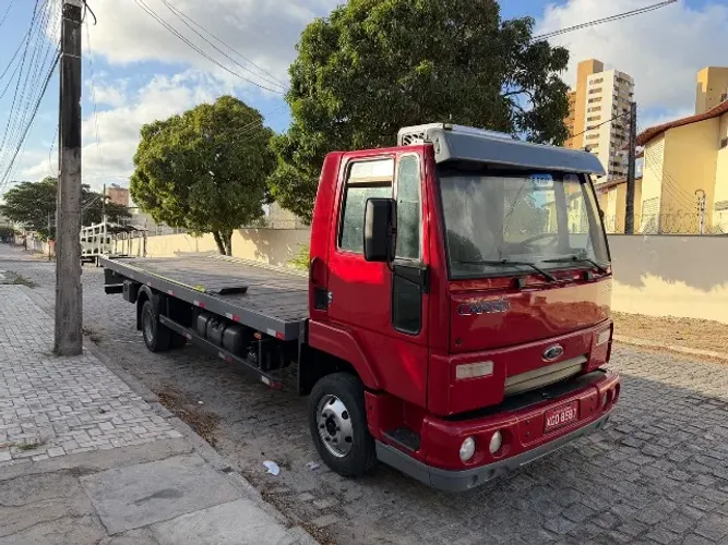 Ford Catgo 815