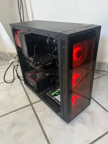 ? PC Gamer à venda, pronto para jogar! Máquina funcionando perfeitamente, ideal para jogo