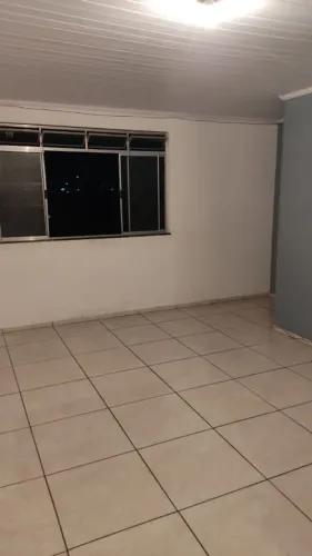 Alugo casa na Vila Dois Irmãos 