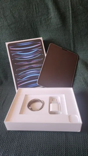 iPad Pro (11 pol) (4°geração) 128Gb