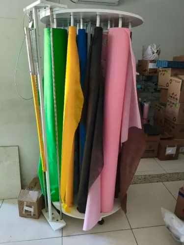 Vendo expositor para TNT em MDF