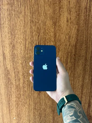 iPhone 12 64