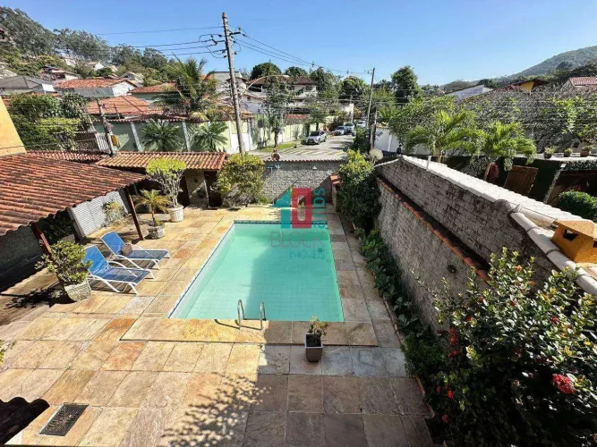 Freguesia (Jacarepaguá) | Casa de Condomínio 5 quartos, sendo 4 suites